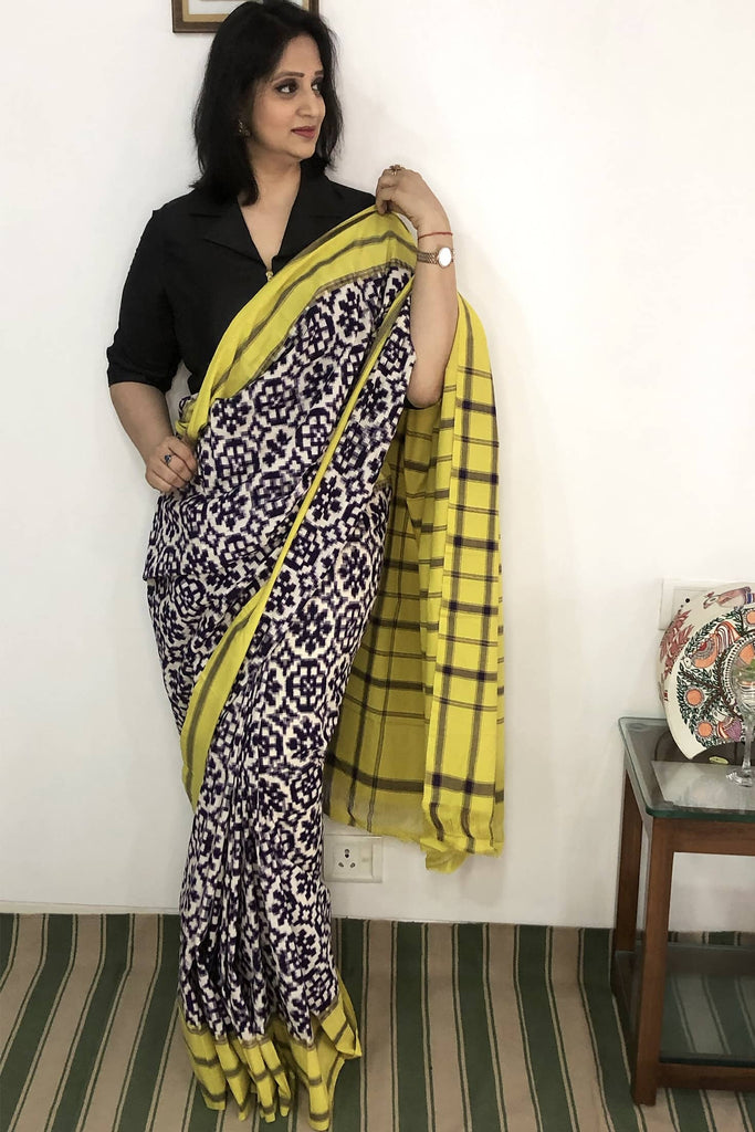 Parnika - Beautiful Handwoven Double Shade Pochampally Ikat Silk Saree